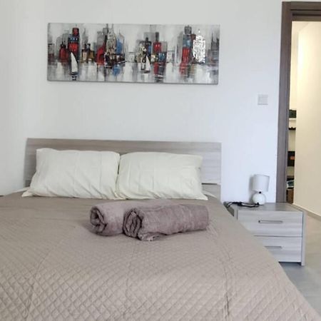 Brand New 3 Bedroom Apartment Close To The Sea Gzira Екстериор снимка